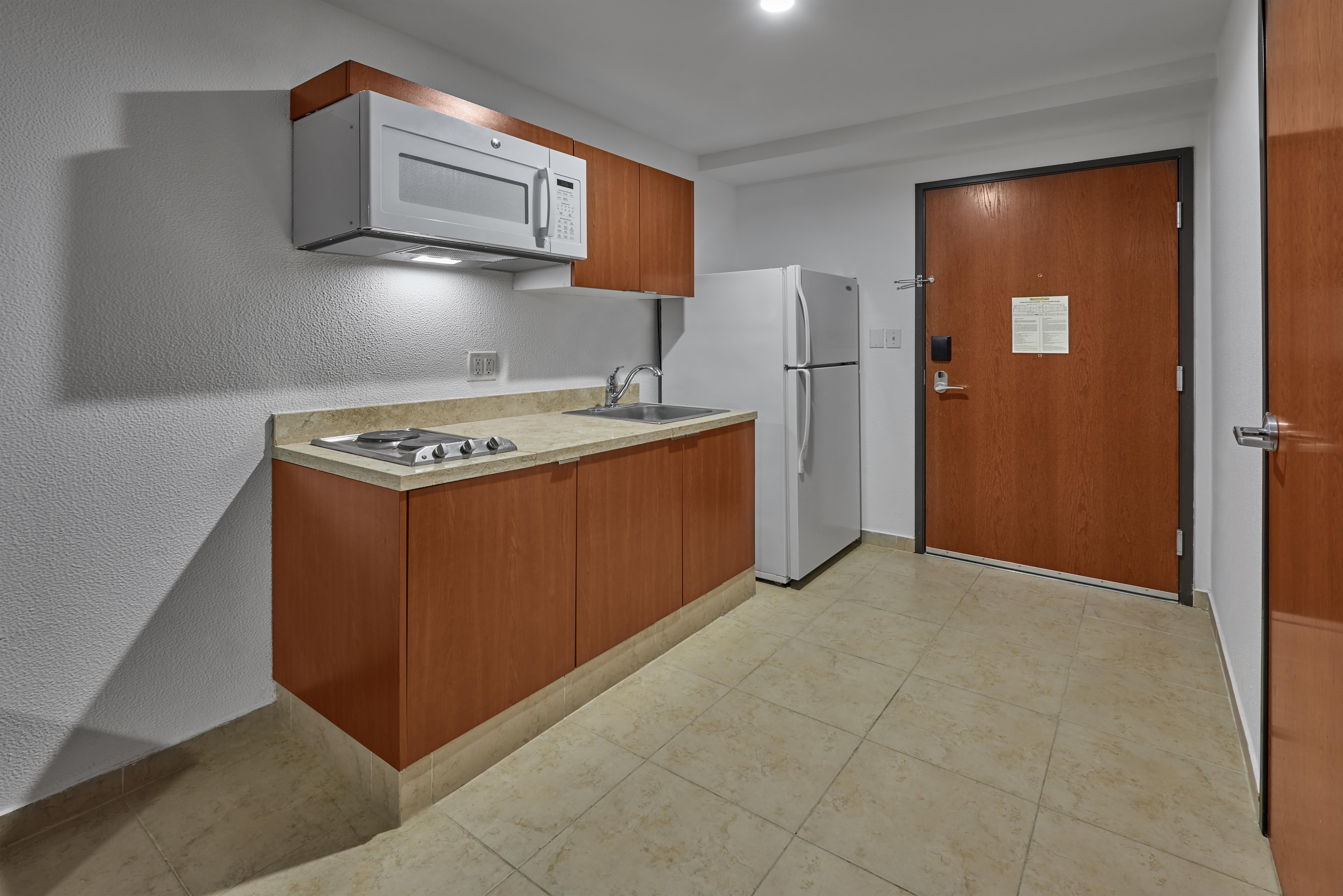 Extended Suites Monterrey Aeropuerto Buitenkant foto